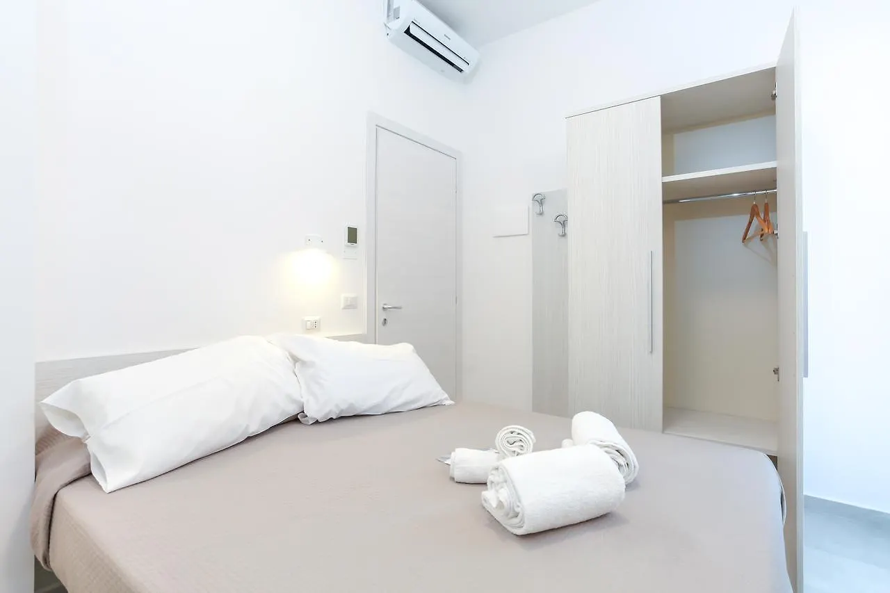 Hotel Tourist Meuble Rimini 0*,
